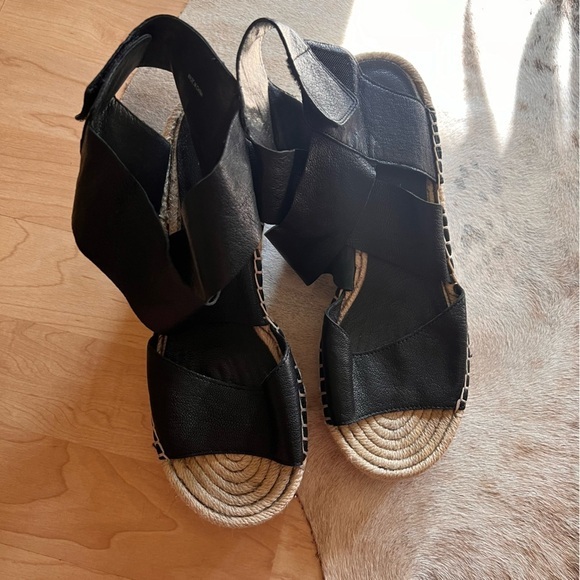 EILEEN FISHER Black Willow Wedge Espadrille Size 7.5 NWOT - Picture 2 of 7